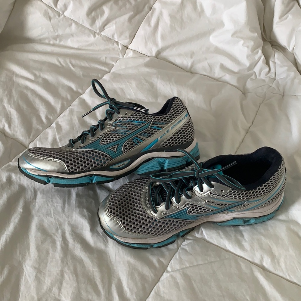 Mizuno running shoes. Lots of life left